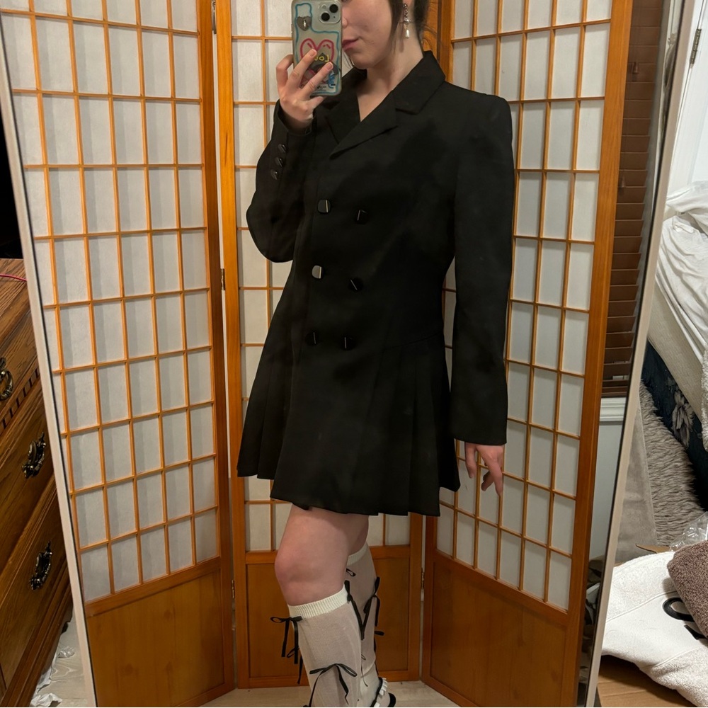 • Mini black blazer pleated suit dress •